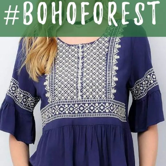 Vintage Verte Embroidered Top - Picture 2 of 5